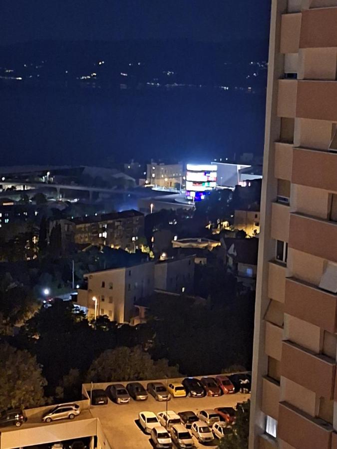 Apartman Dea Lägenhet Rijeka Exteriör bild